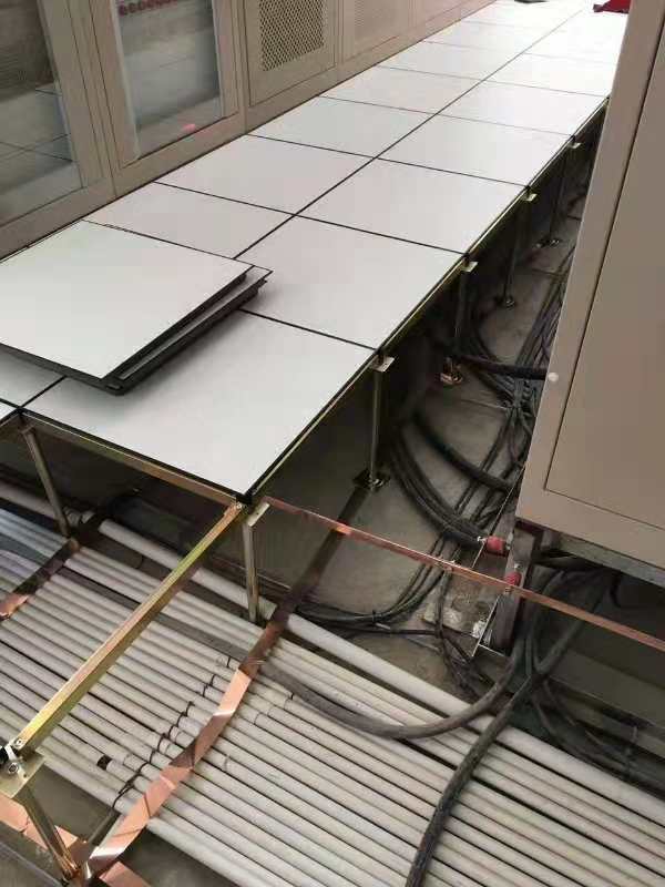 機(jī)房活動防靜電地板